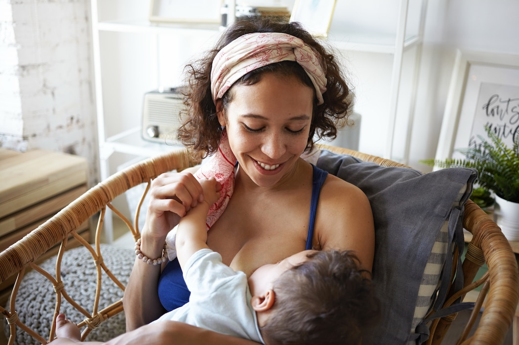 Todo o Conforto para Mamães e Bebês na Amamentação