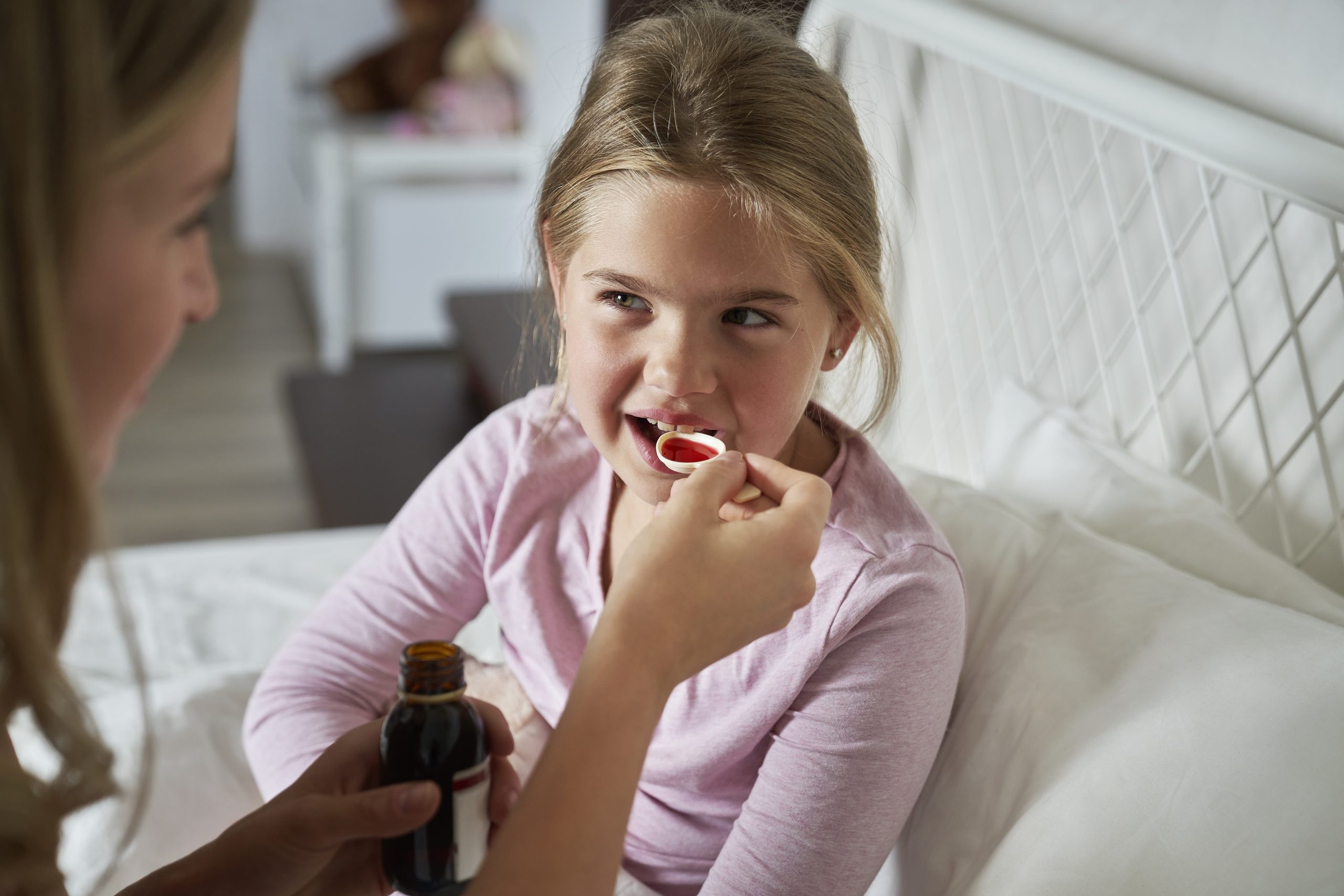 Escolhendo o xarope para tosse infantil mais seguro e eficaz: dicas para os pais